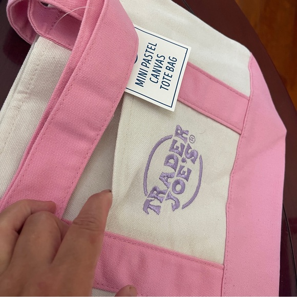Trader Joes Mini Pastel Canvas Tote Bag 4 Pieces- All new - Picture 2 of 3